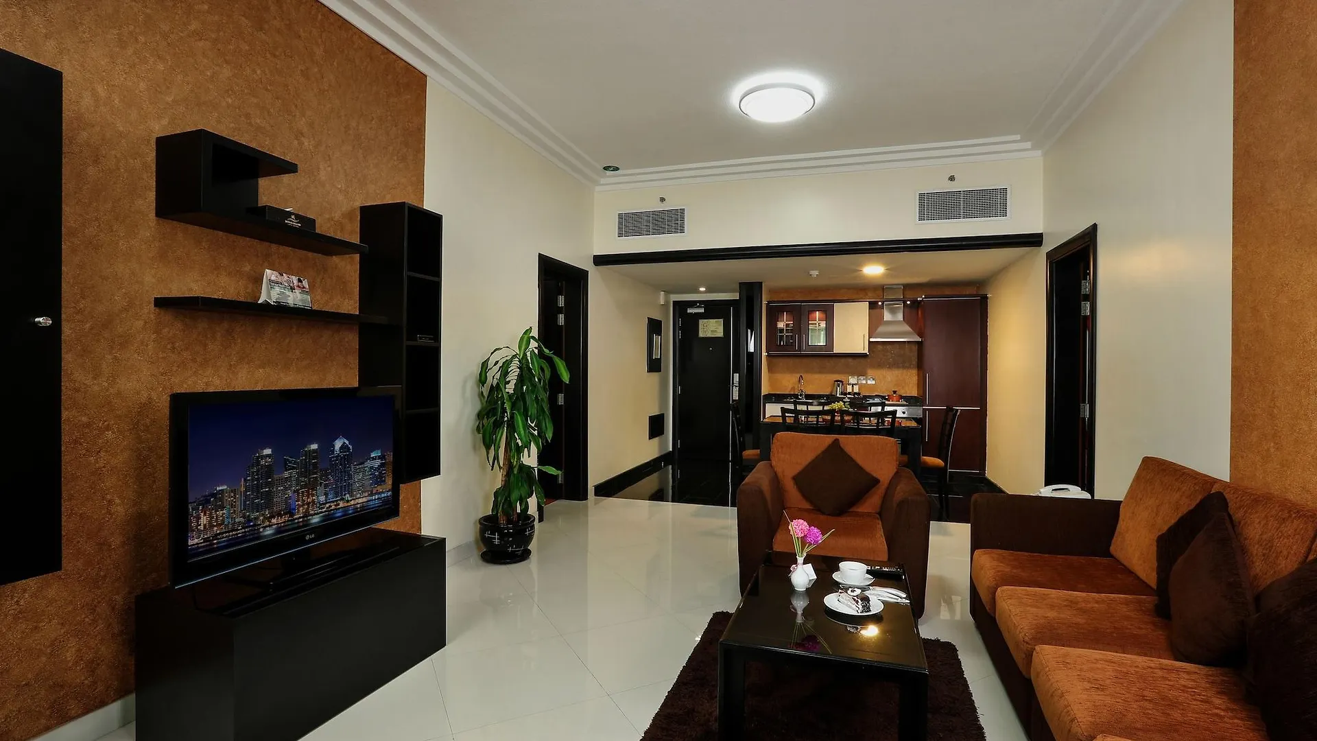 Royal Grand Suite Hotel Sharjah Aparthotel