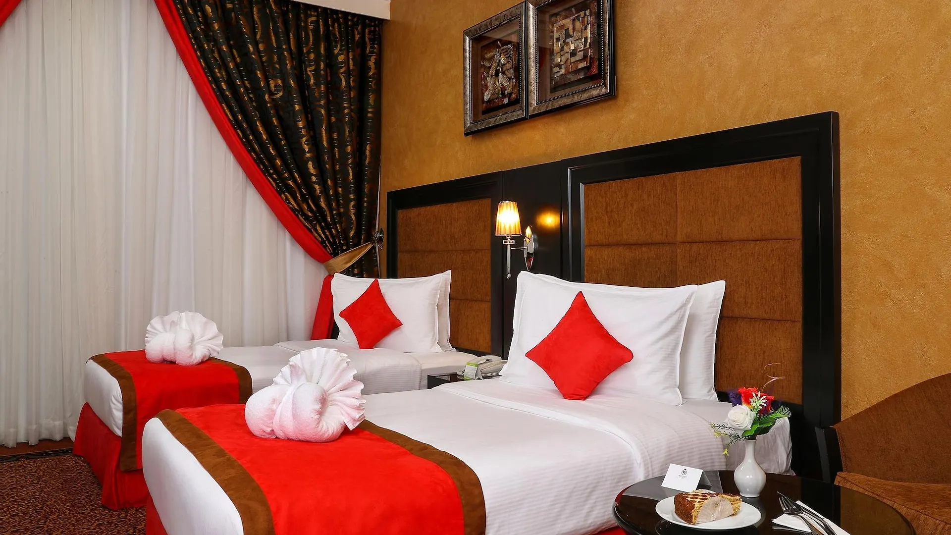 Royal Grand Suite Hotel Sharjah