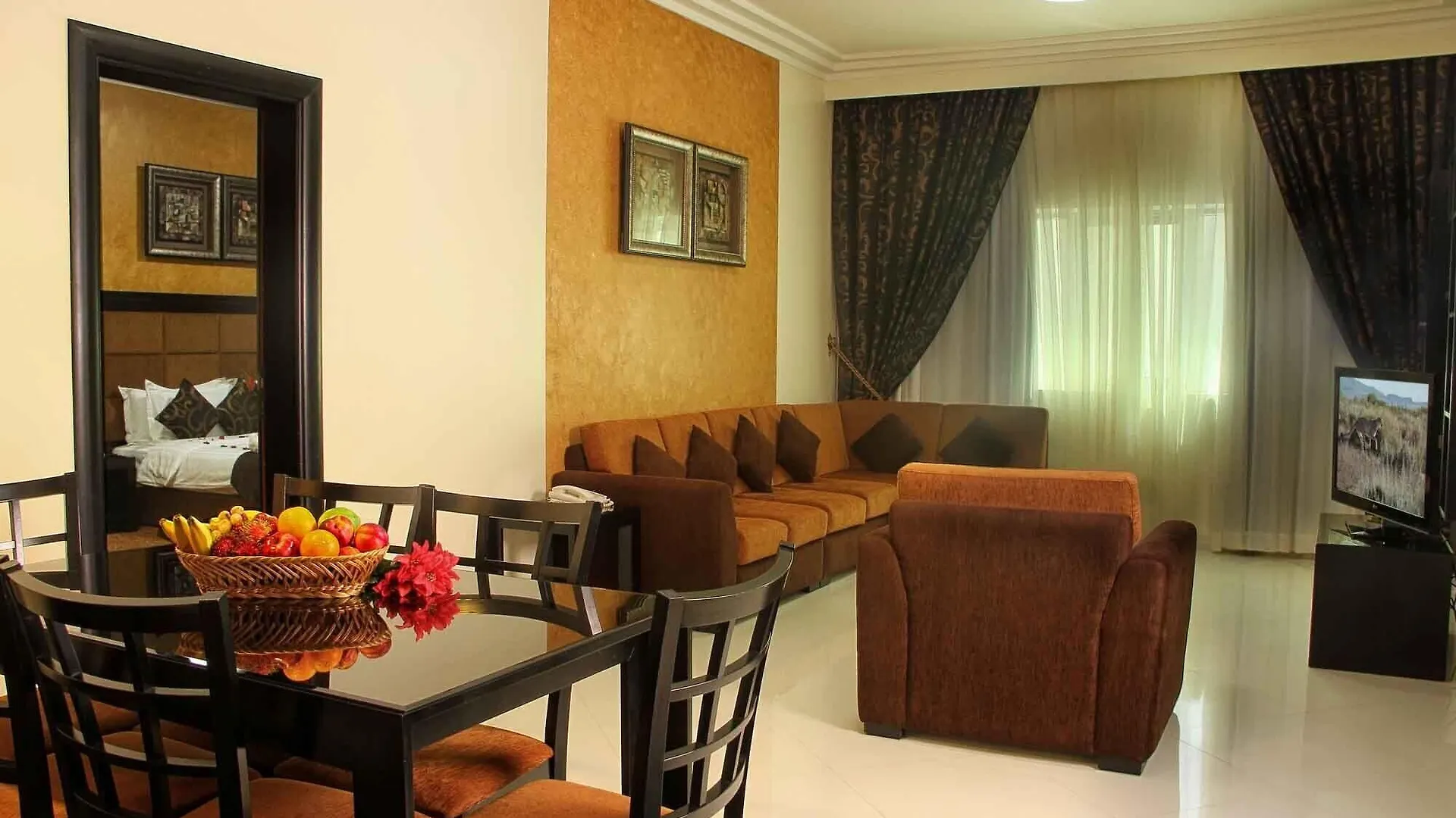 Royal Grand Suite Hotel Sharjah United Arab Emirates