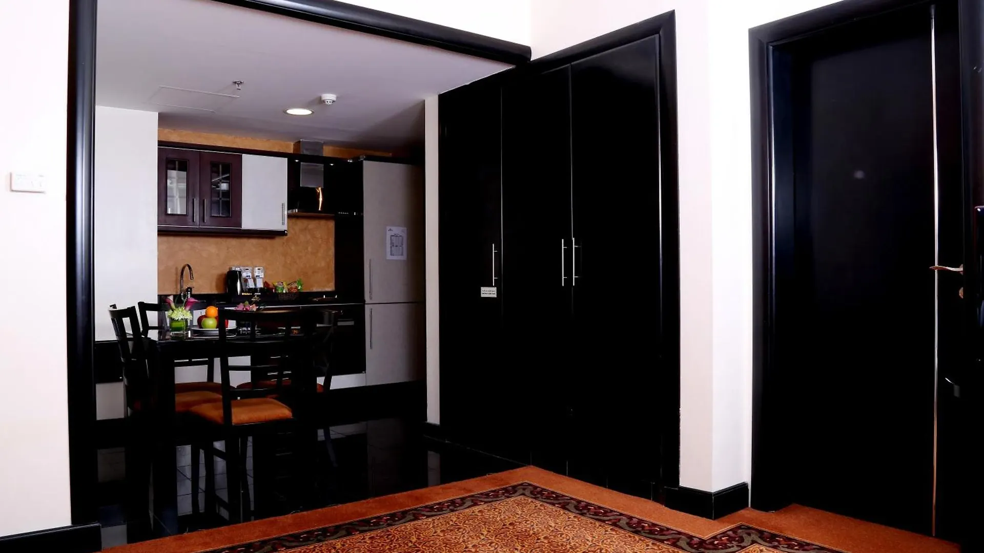 **** Aparthotel Royal Grand Suite Hotel Sharjah United Arab Emirates