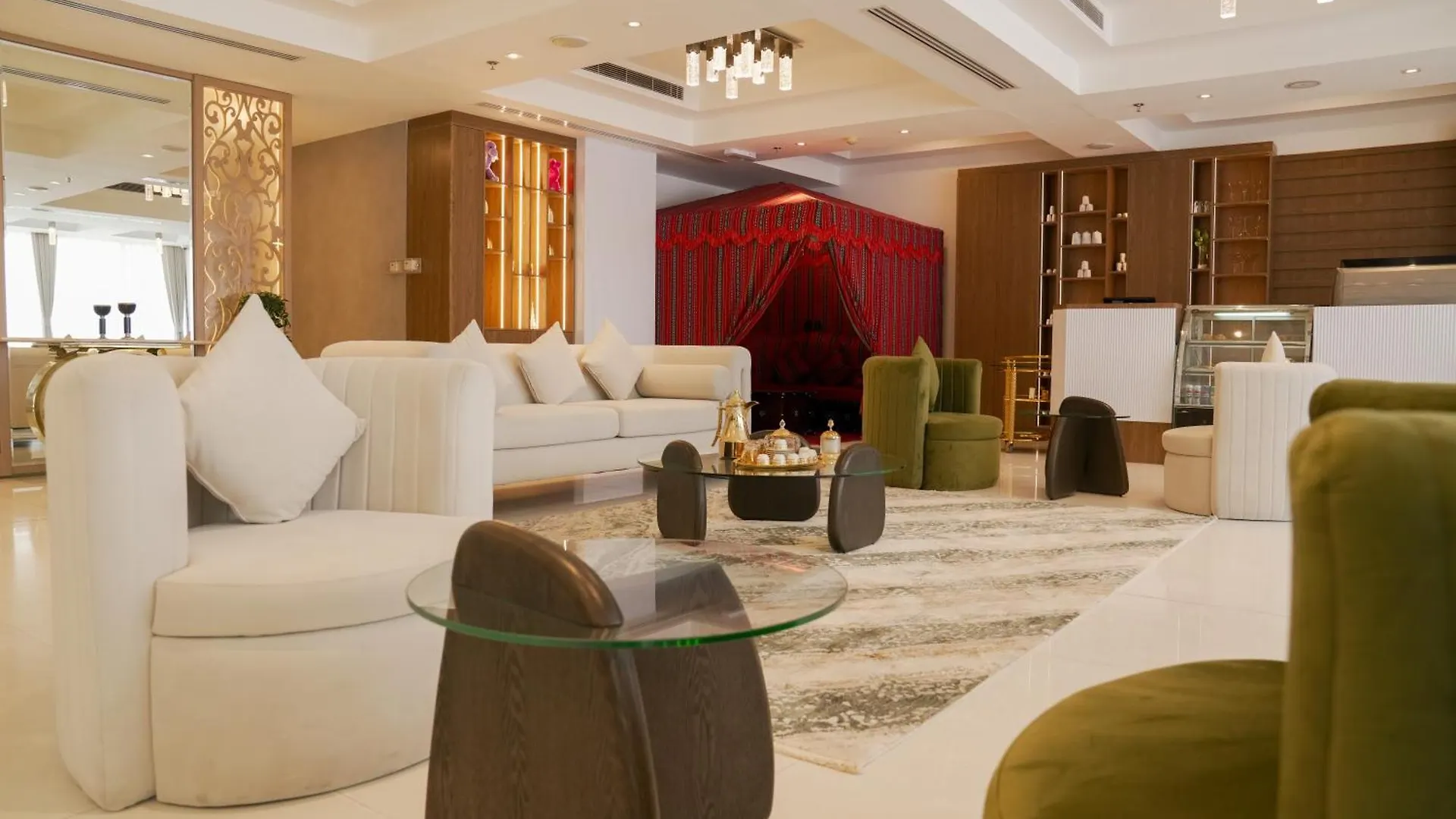 Royal Grand Suite Hotel Sharjah 4*,  United Arab Emirates