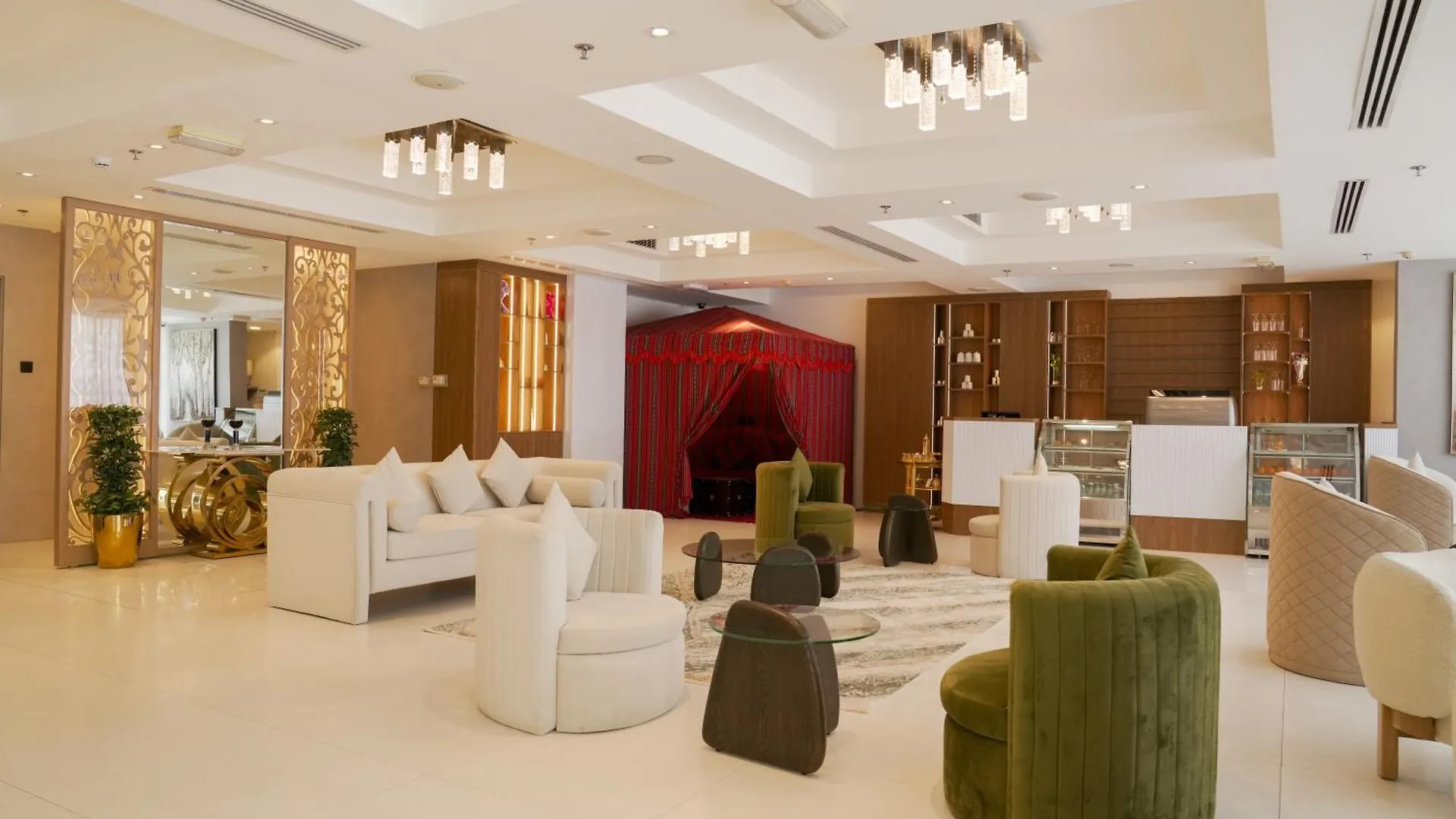 Royal Grand Suite Hotel Sharjah
