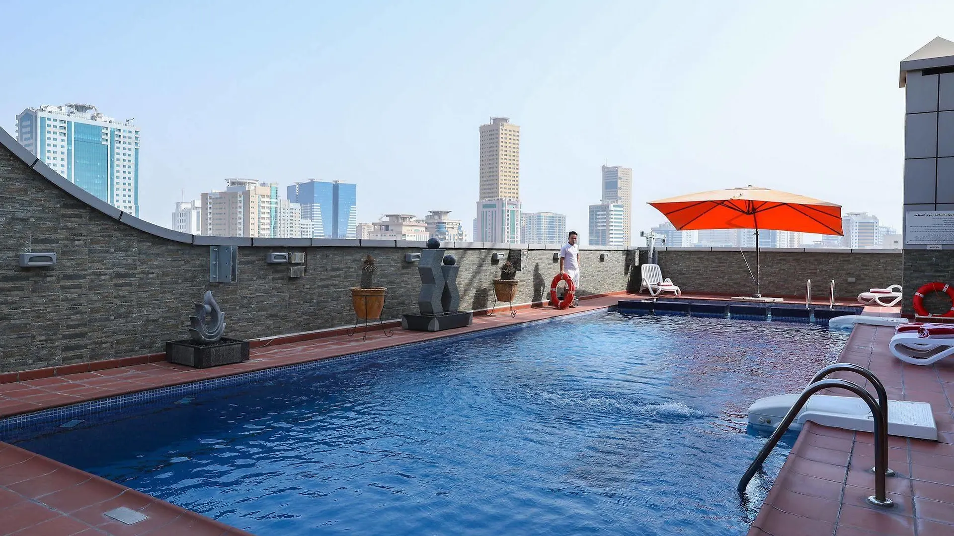 Aparthotel Royal Grand Suite Hotel Sharjah